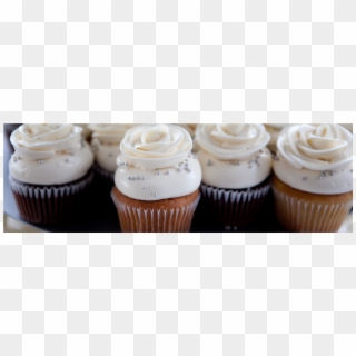 Vanilla Cupcake Clipart Modern Birthday - Cupcake - Png Download