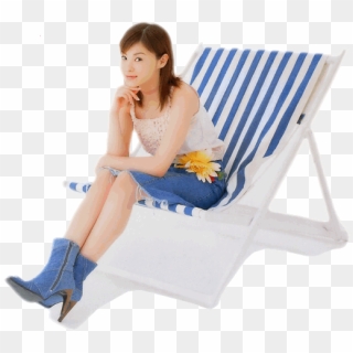 Woman Sitting In Beach Chair - Beach Chair With Woman Png Clipart