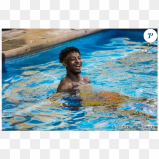 21 Savage - 21 Savage In A Pool Clipart