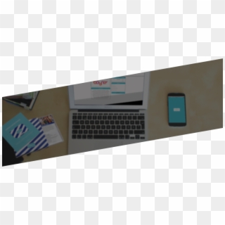 Kart Mobi̇l Uygulama Deneyi̇m Paketi̇ - Macbook Top View Mockup Desk Clipart