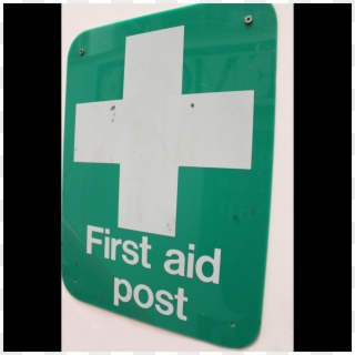 5500018 First Aid Post Sign X1 - Jan Timke Clipart