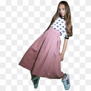 Maddie Ziegler Pink Dress - Maddie Png Clipart