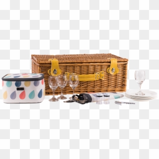 73649 Raindrops 4 Per Wicker With Contents Closed - Picnic Basket Clipart