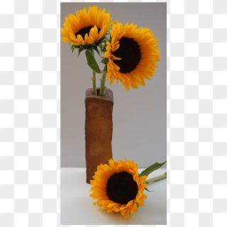 Vase With Sunflowers - Sunflower Clipart